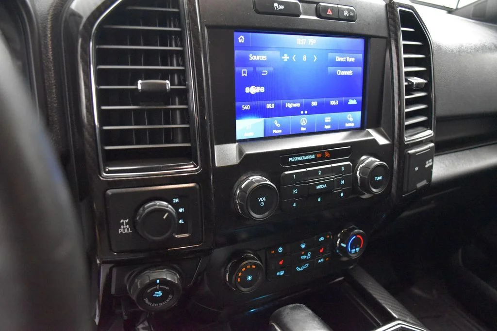 Used 2020 Black Ford XLT image 11