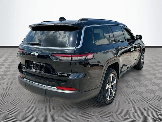 Used 2023 Black Jeep Limited image 5