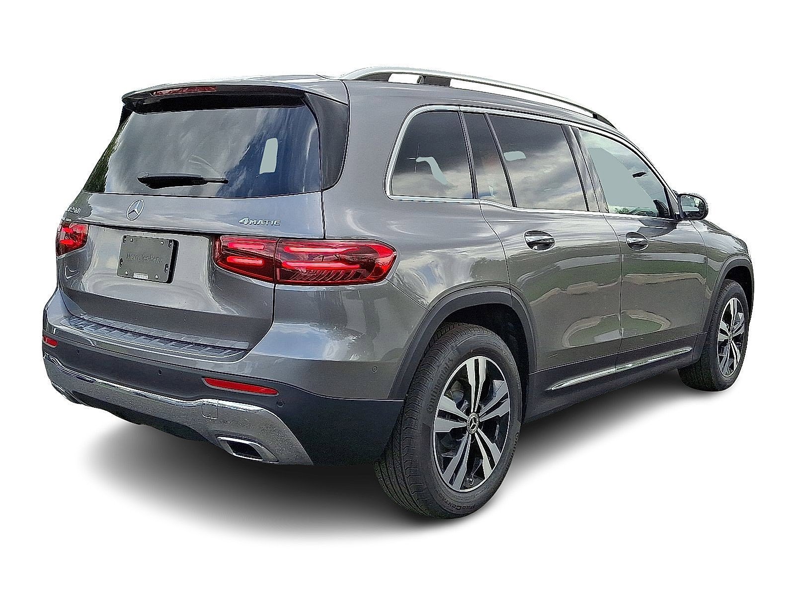 Certified Used 2026 Mountain Grey Metallic Mercedes-Benz GLB 250 image 3