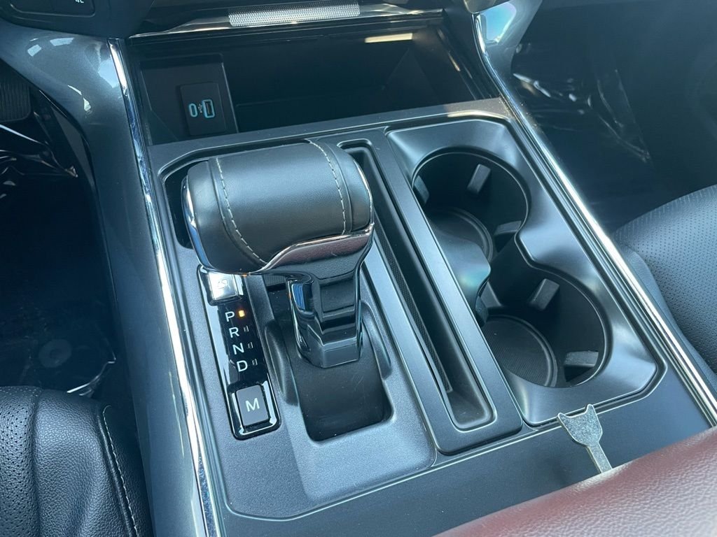 Used 2022 Silver Ford Lariat image 15