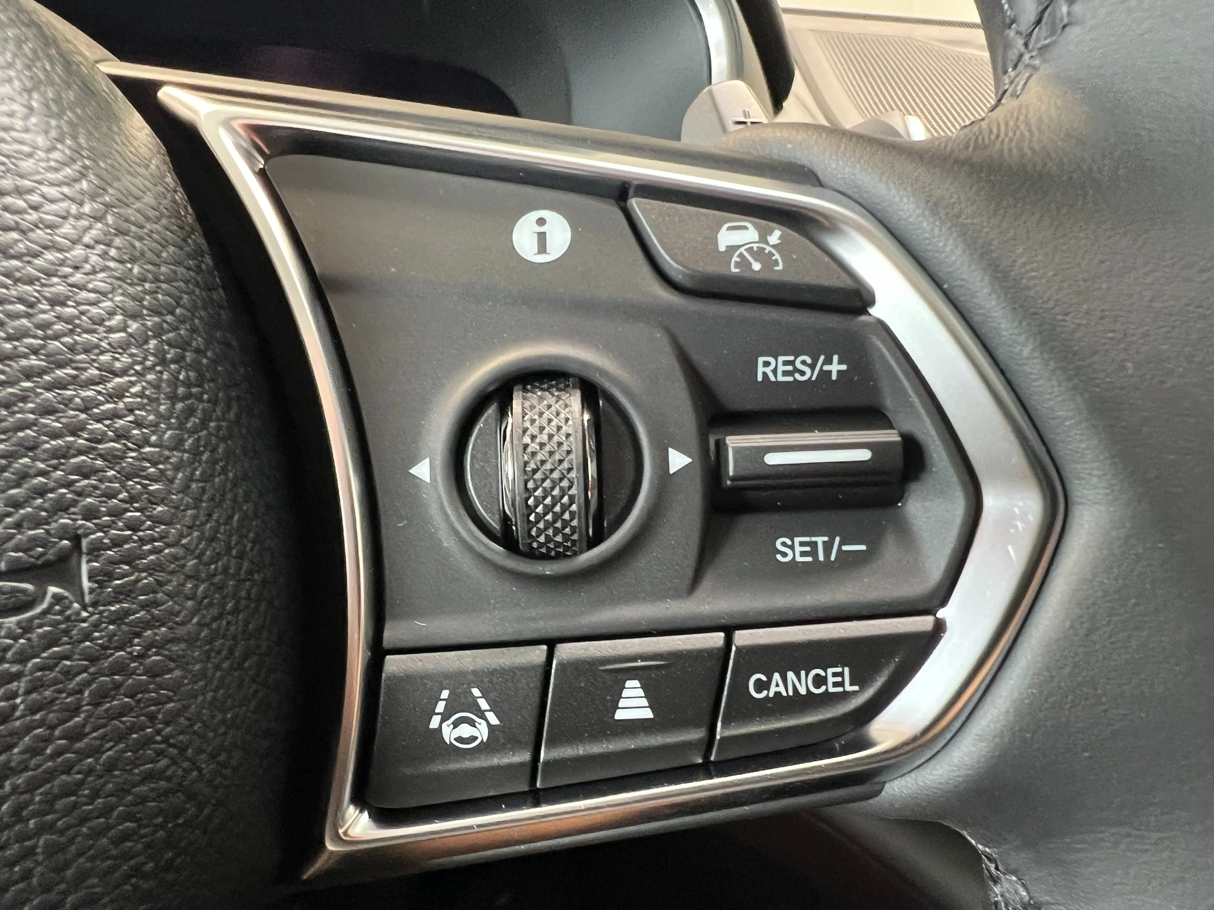 New 2026 Platinum White Pearl Acura w/Technology Package image 20