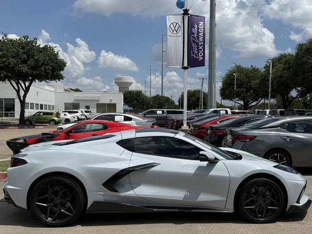 Used 2020 White Chevrolet Stingray image 2