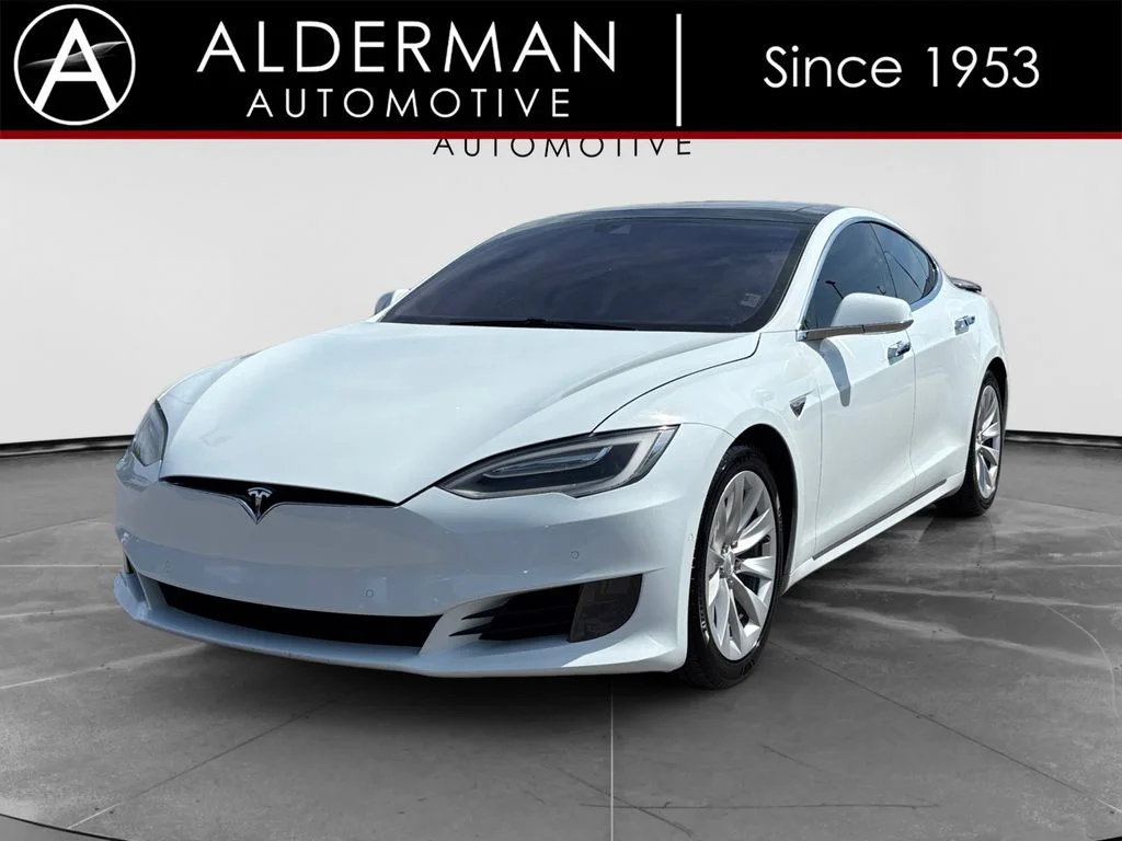 Used 2016 White Tesla 90D image 1