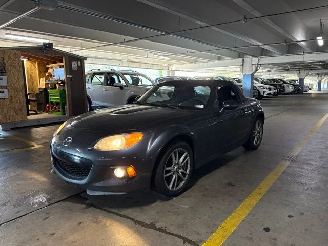 Used 2014 Gray Mazda Sport image 1