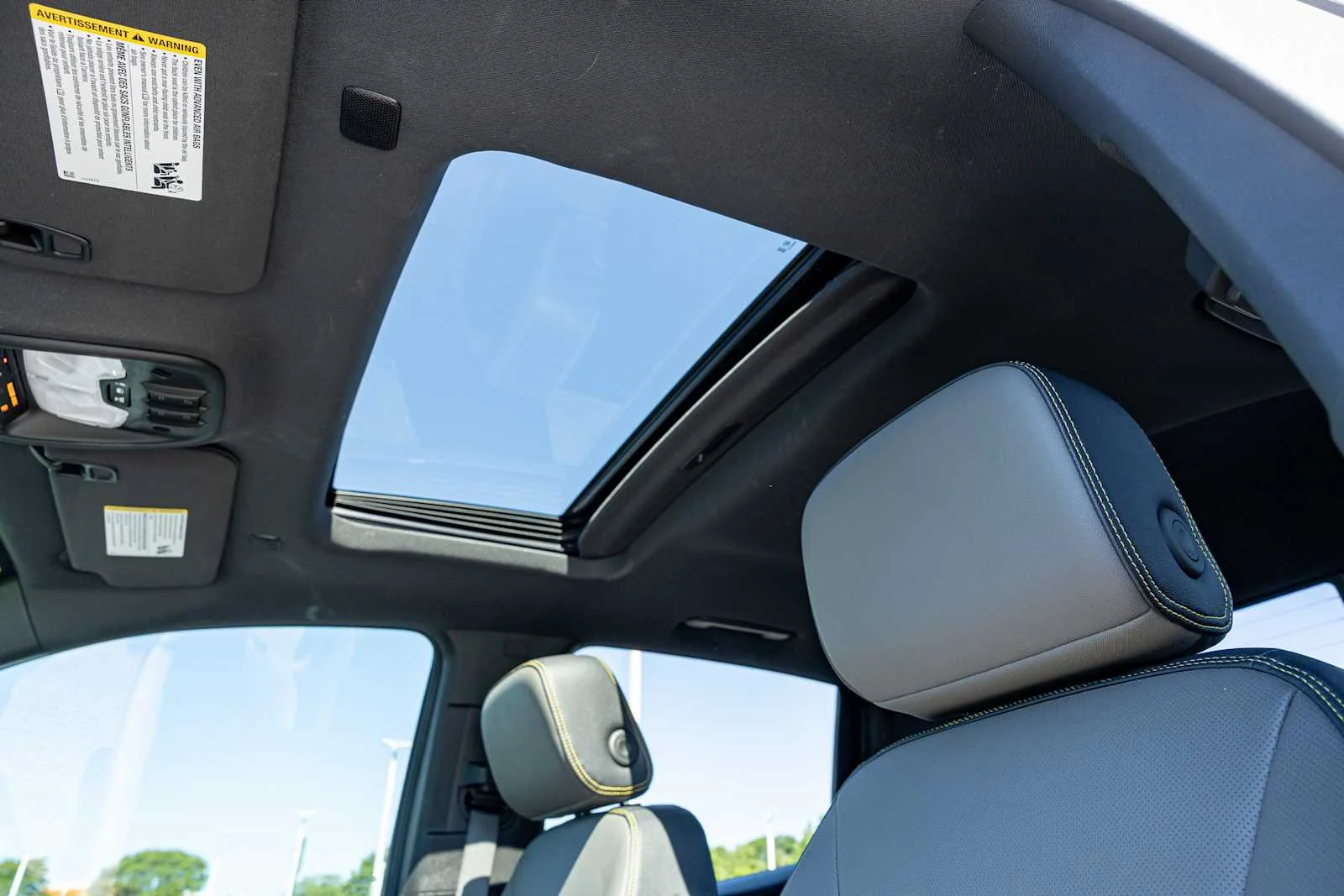 Used 2023 Summit White Chevrolet ZR2 image 26