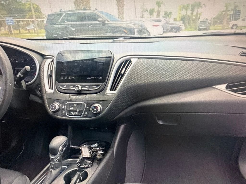 Used 2023 Blue Chevrolet LS image 7