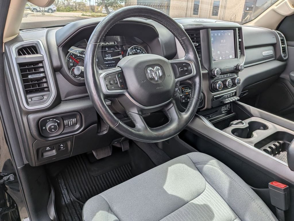 Used 2019 Diamond Black Crystal Pearlcoat Ram Big Horn/Lone Star image 10