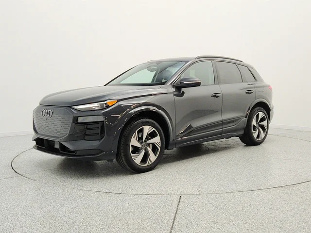 2025 Audi Q6 e-tron Premium quattro