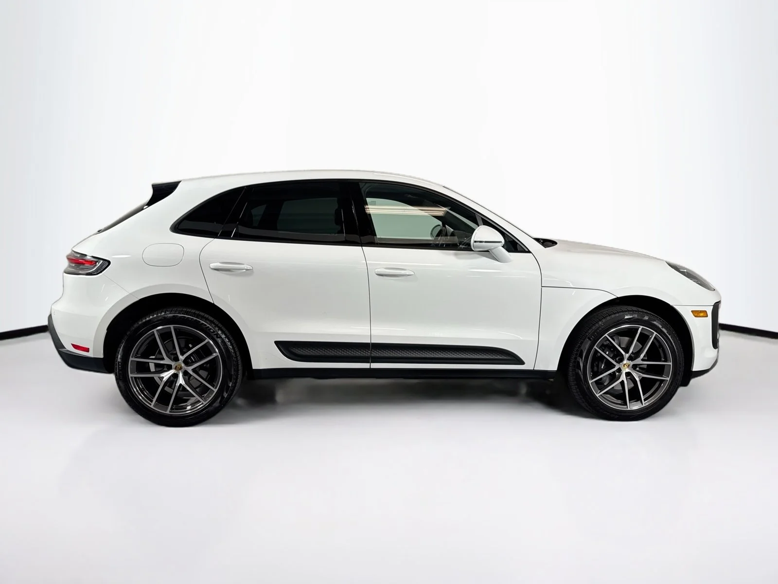 Used 2025 White Porsche  image 8