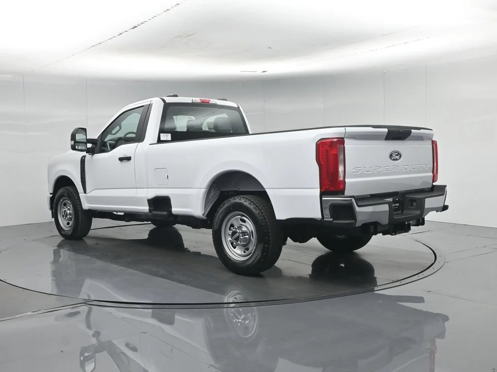New 2027 Oxford White Ford XL image 23
