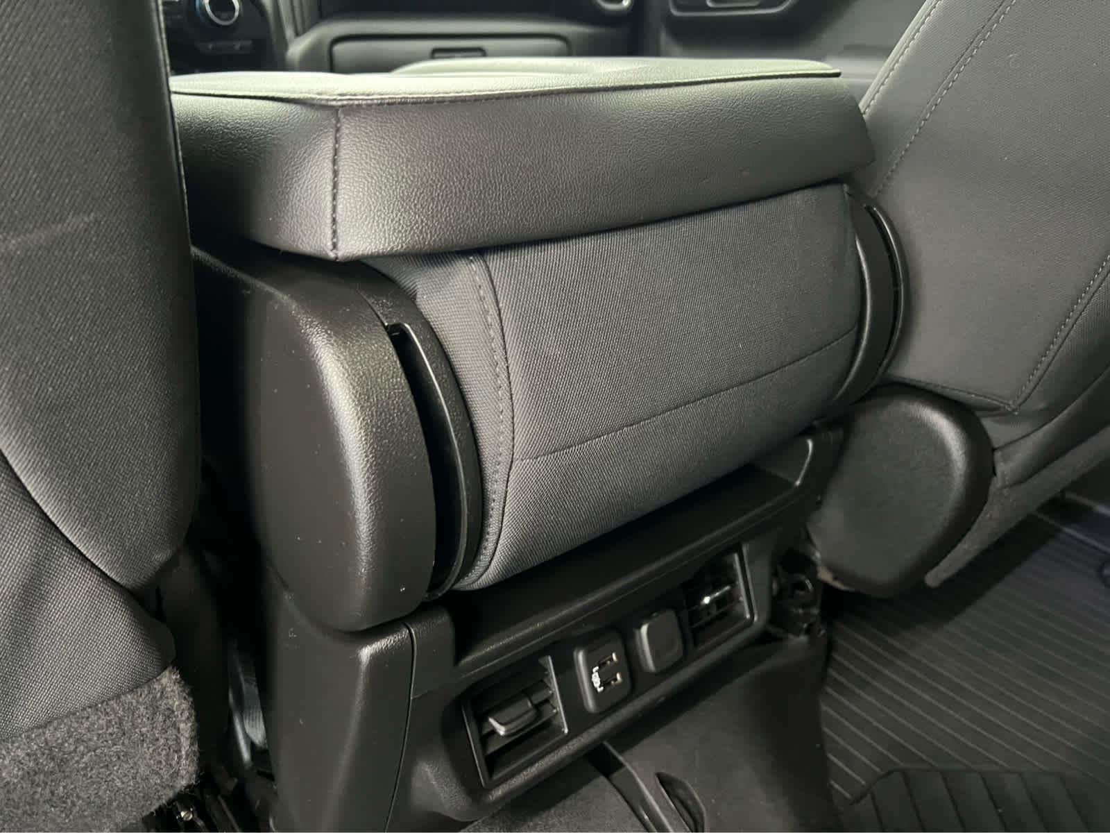 2021 Chevrolet Silverado 1500 RST - Photo 27