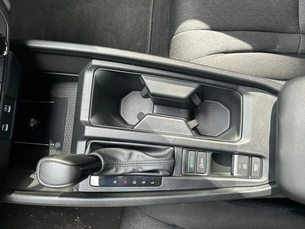 Used 2026 Silver Honda LX image 15
