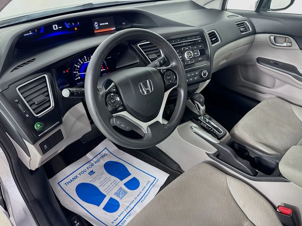 Used 2013 Silver Honda LX image 10