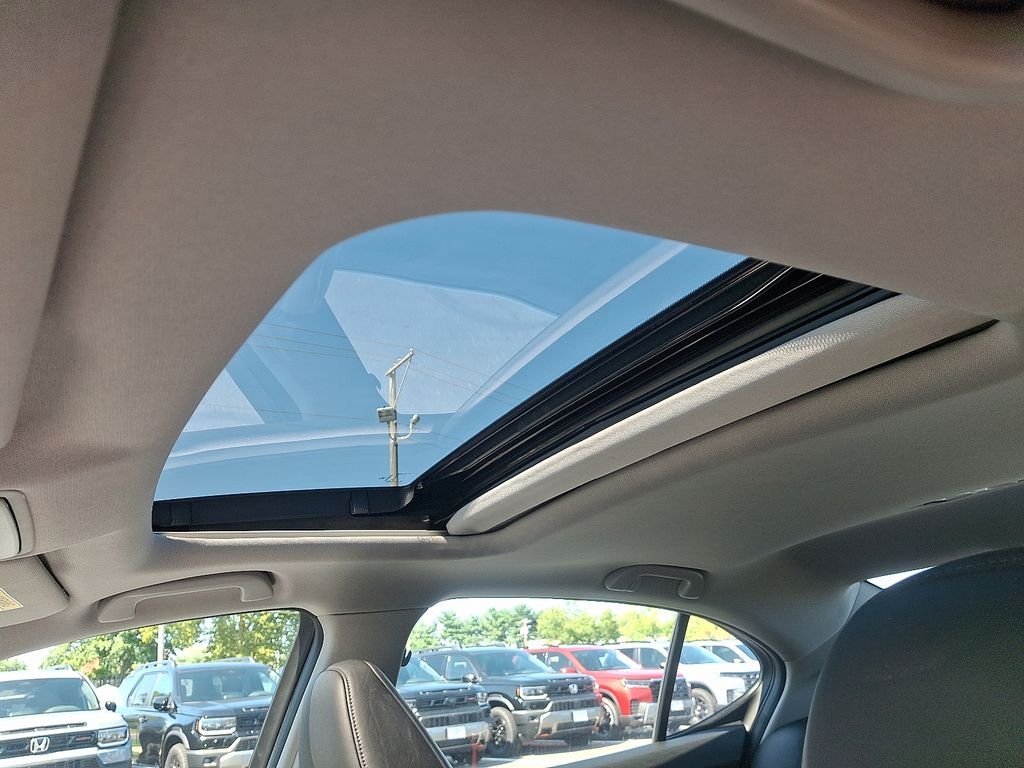 Used 2018 Bellanova White Pearl Acura 2.4L image 15