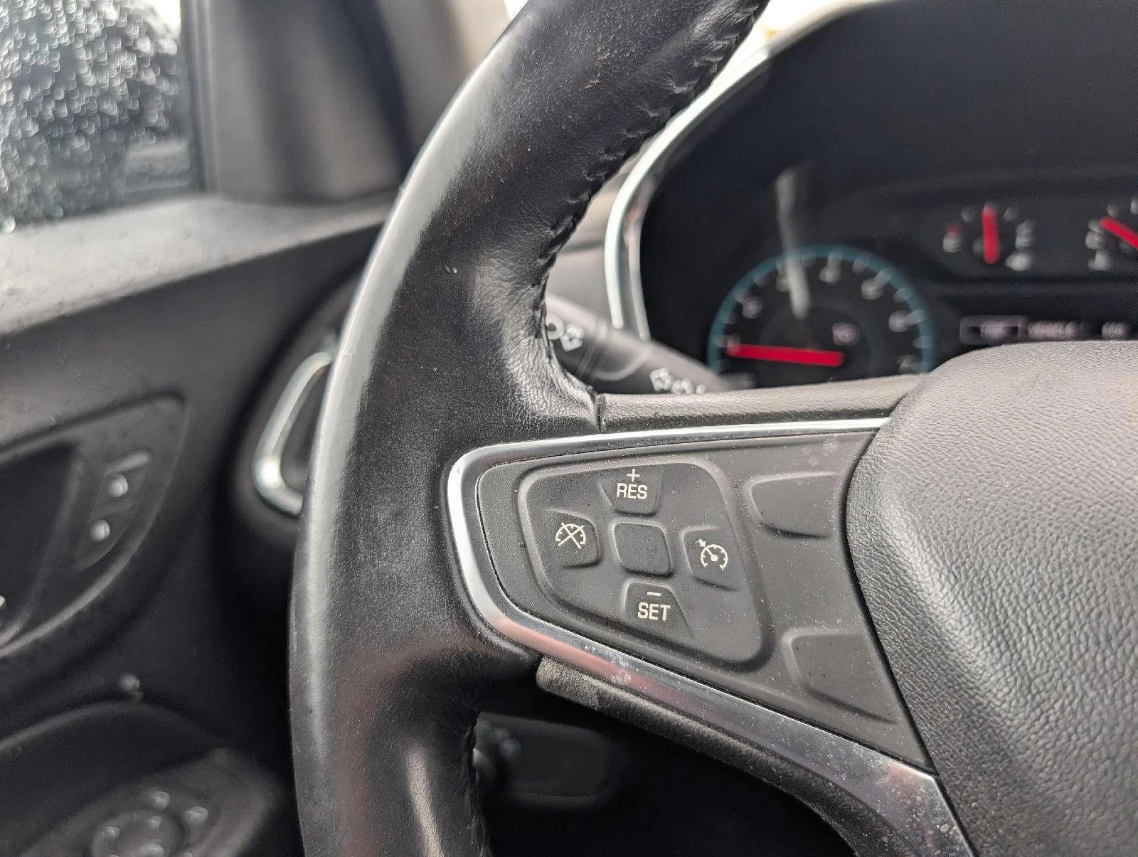 Used 2018 Mosaic Black Metallic Chevrolet LT image 12