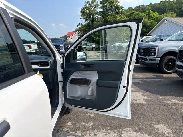 New 2026 Oxford White Ford XLT image 99