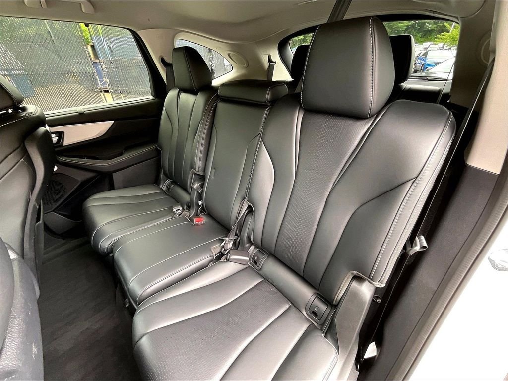 Used 2025 White Acura Technology Package image 15