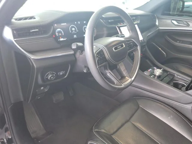 Certified Used 2023 Black Jeep Overland image 7