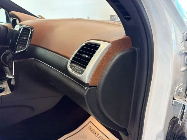 Used 2021 White Jeep Summit image 38