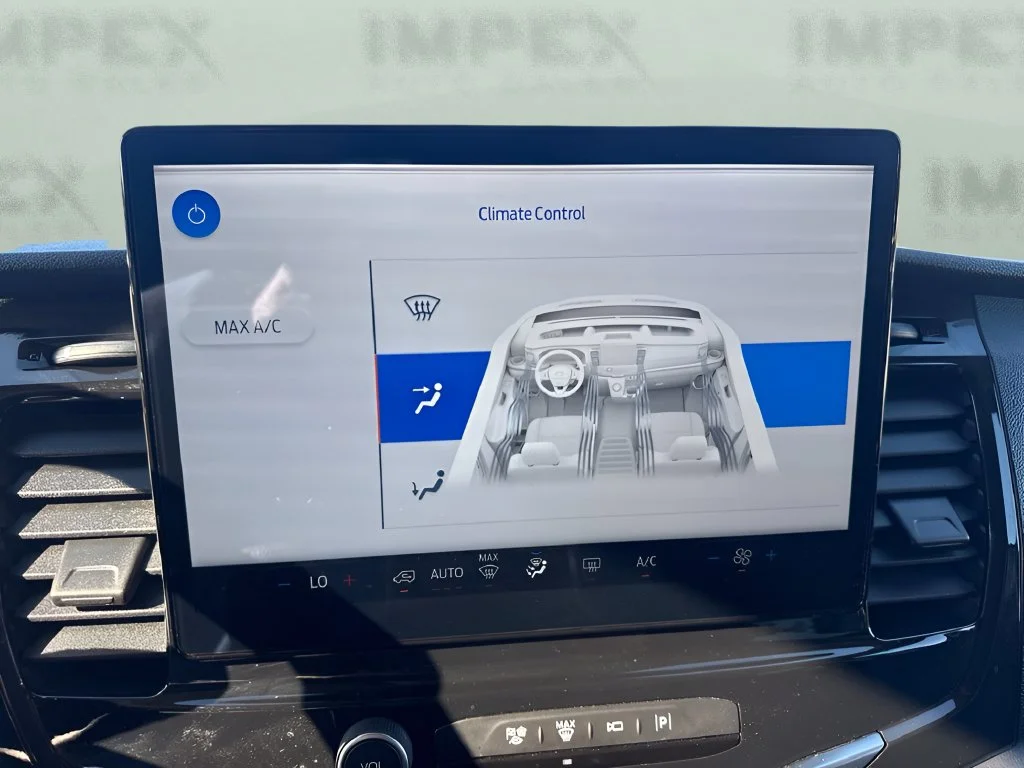 Used 2024 White Ford XLT image 17