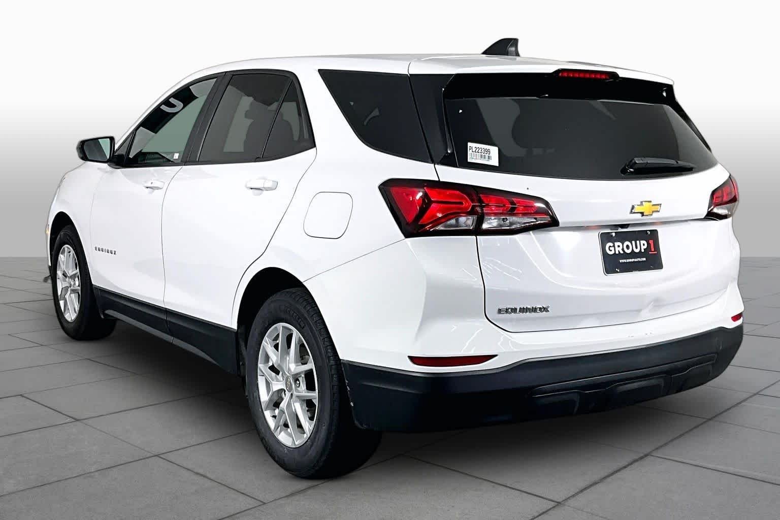 Used 2023 Summit White Chevrolet LS image 11