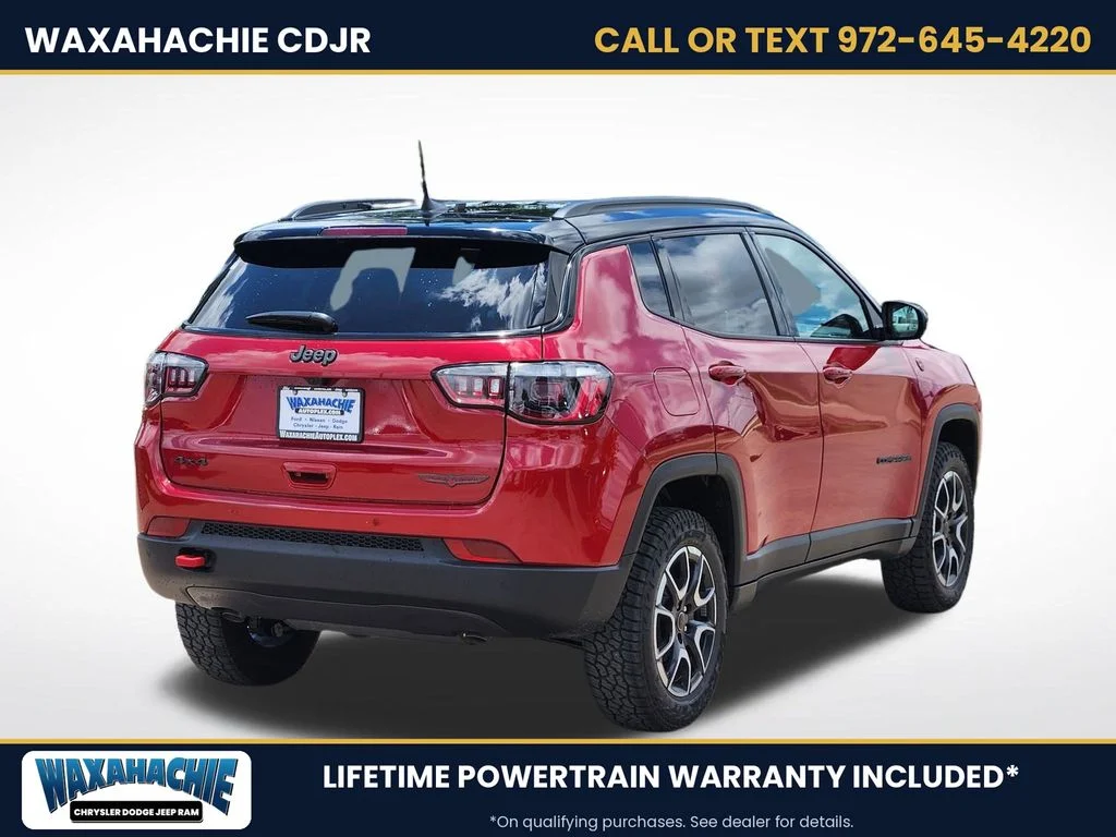 New 2026 Red Hot Pearl-Coat Exterior Paint Jeep Trailhawk image 5