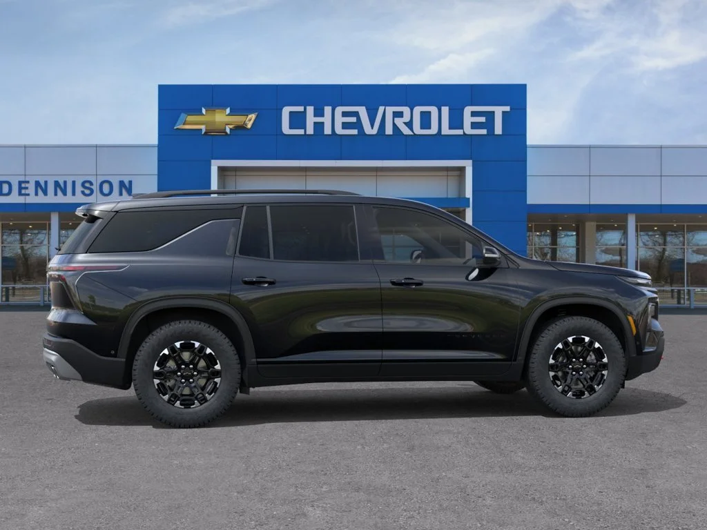 2027 Chevrolet Traverse Z71 - Photo 5