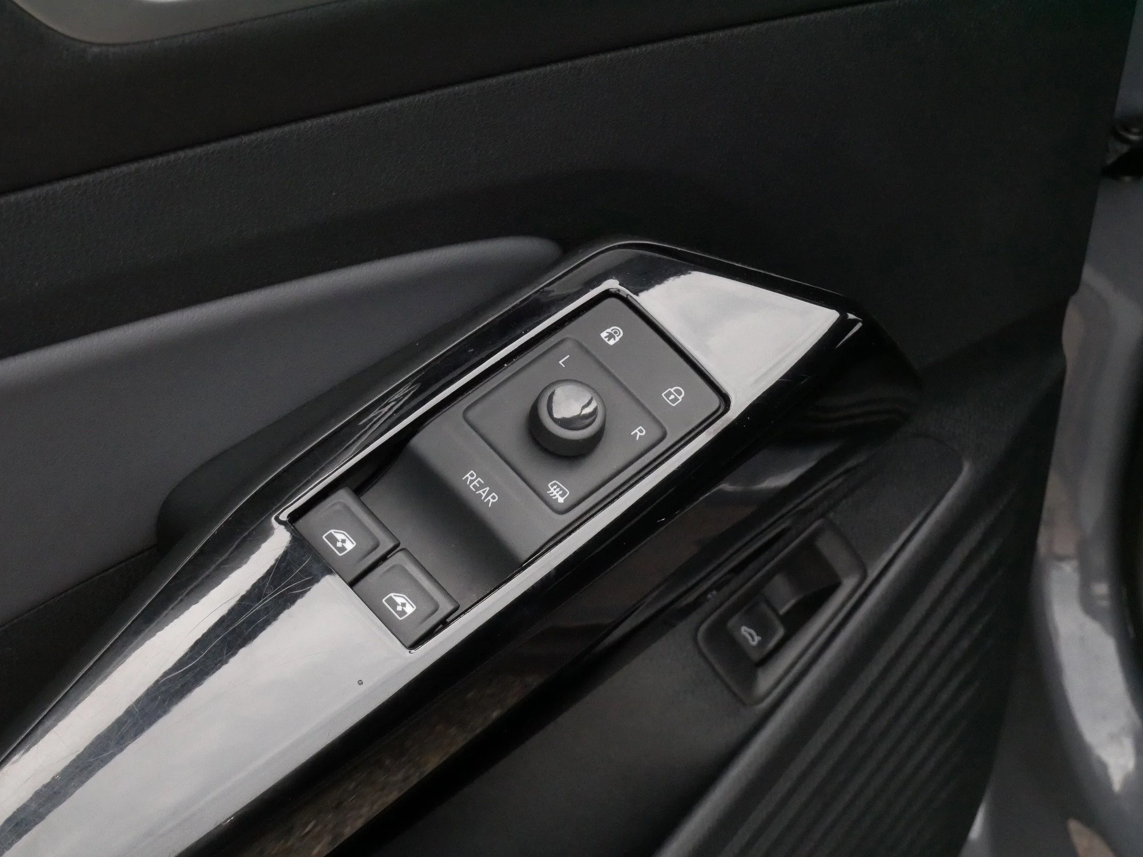 Certified Used 2023 Pure Gray Volkswagen Pro S image 19
