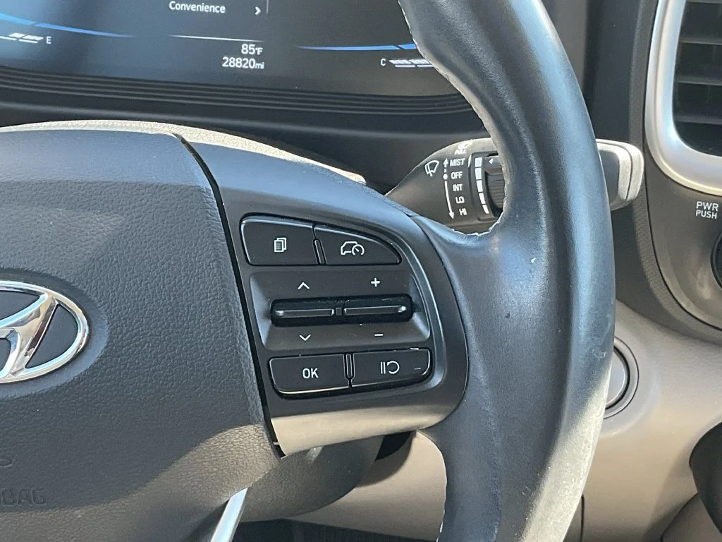 Used 2025 Gray Hyundai SEL image 22