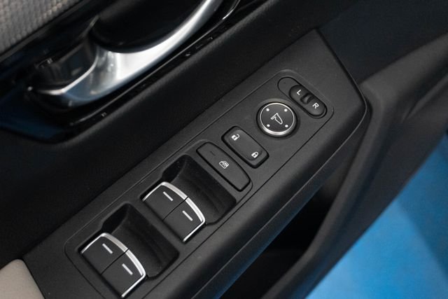 Used 2024 Gray Honda EX-L image 4