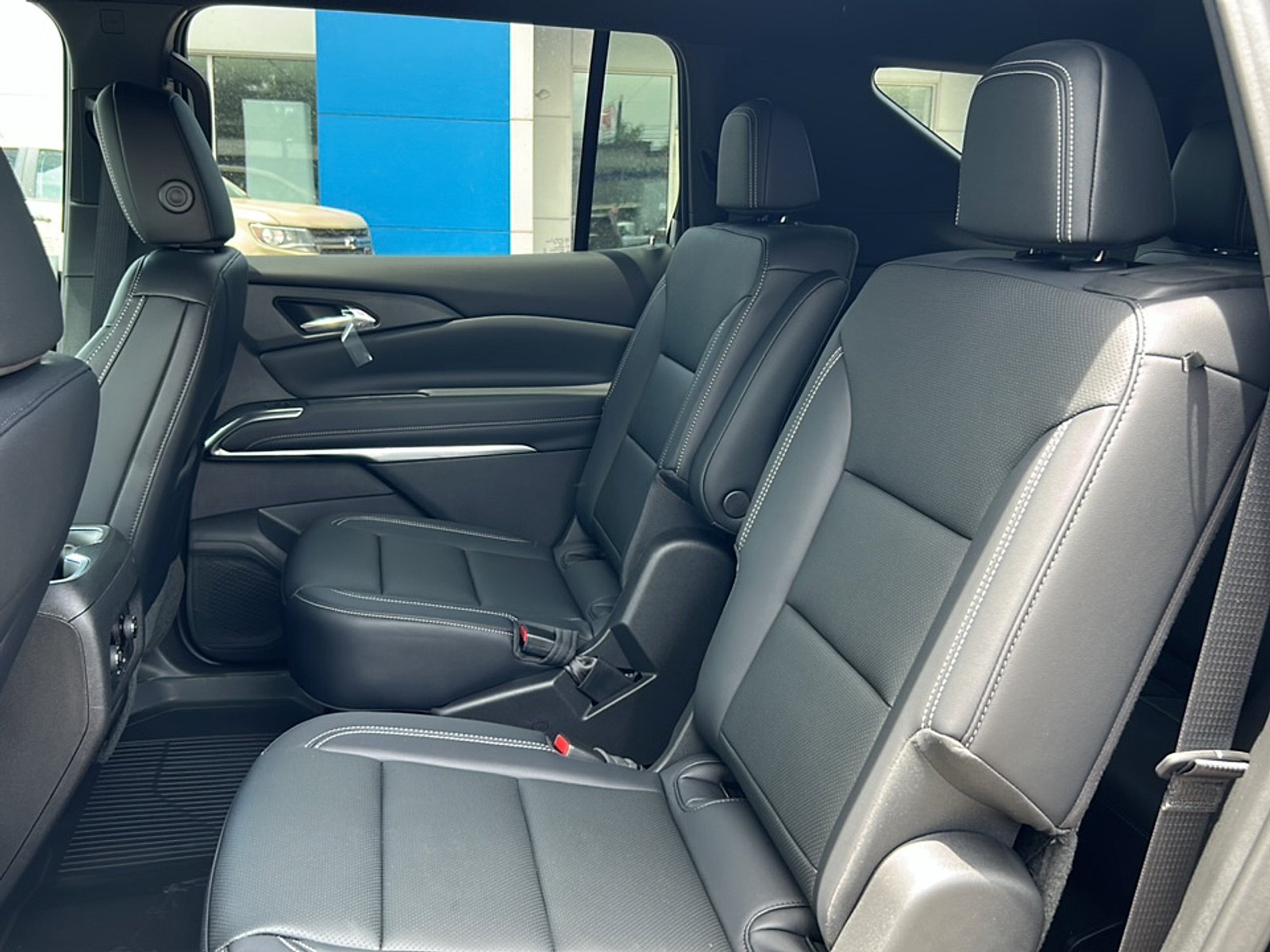 2026 Chevrolet Traverse LT - Photo 14