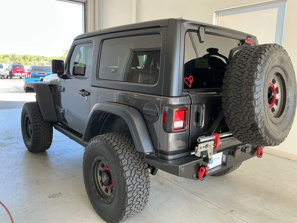 Used 2022 Crystal Metallic Jeep Rubicon image 4