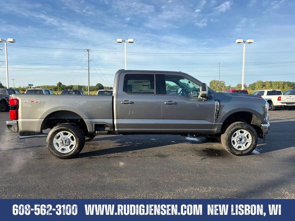 New 2026 Gray Ford XLT image 6