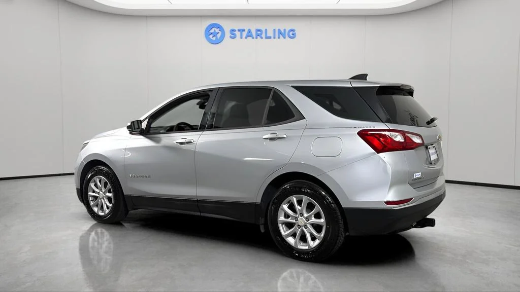 Used 2018 SILVER ICE METALLIC Chevrolet LS image 4