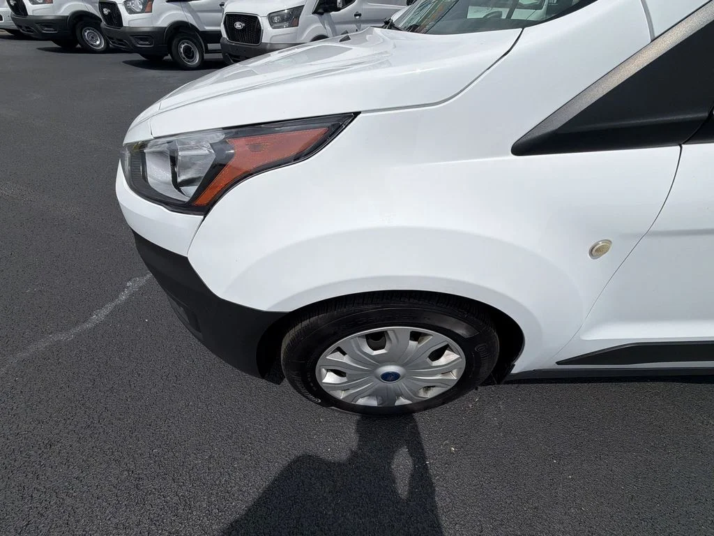 Used 2020 White Ford XL image 16