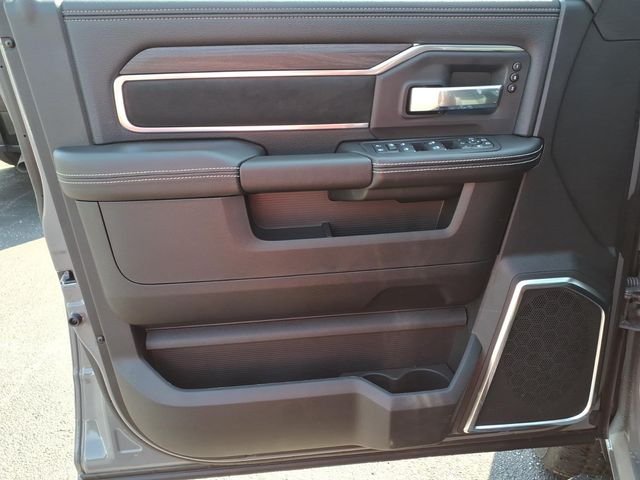 New 2026 Ceramic Gray Clear-Coat Exterior Paint RAM Laramie image 10