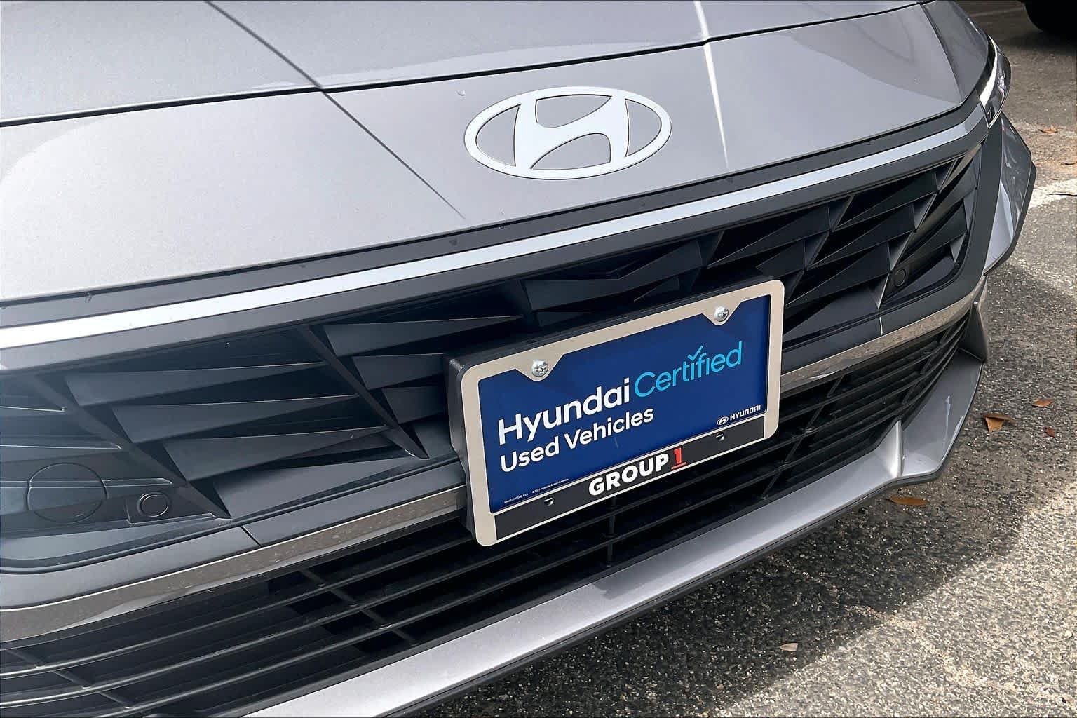 Certified Used 2025 Fluid Metal Hyundai SEL Sport image 30