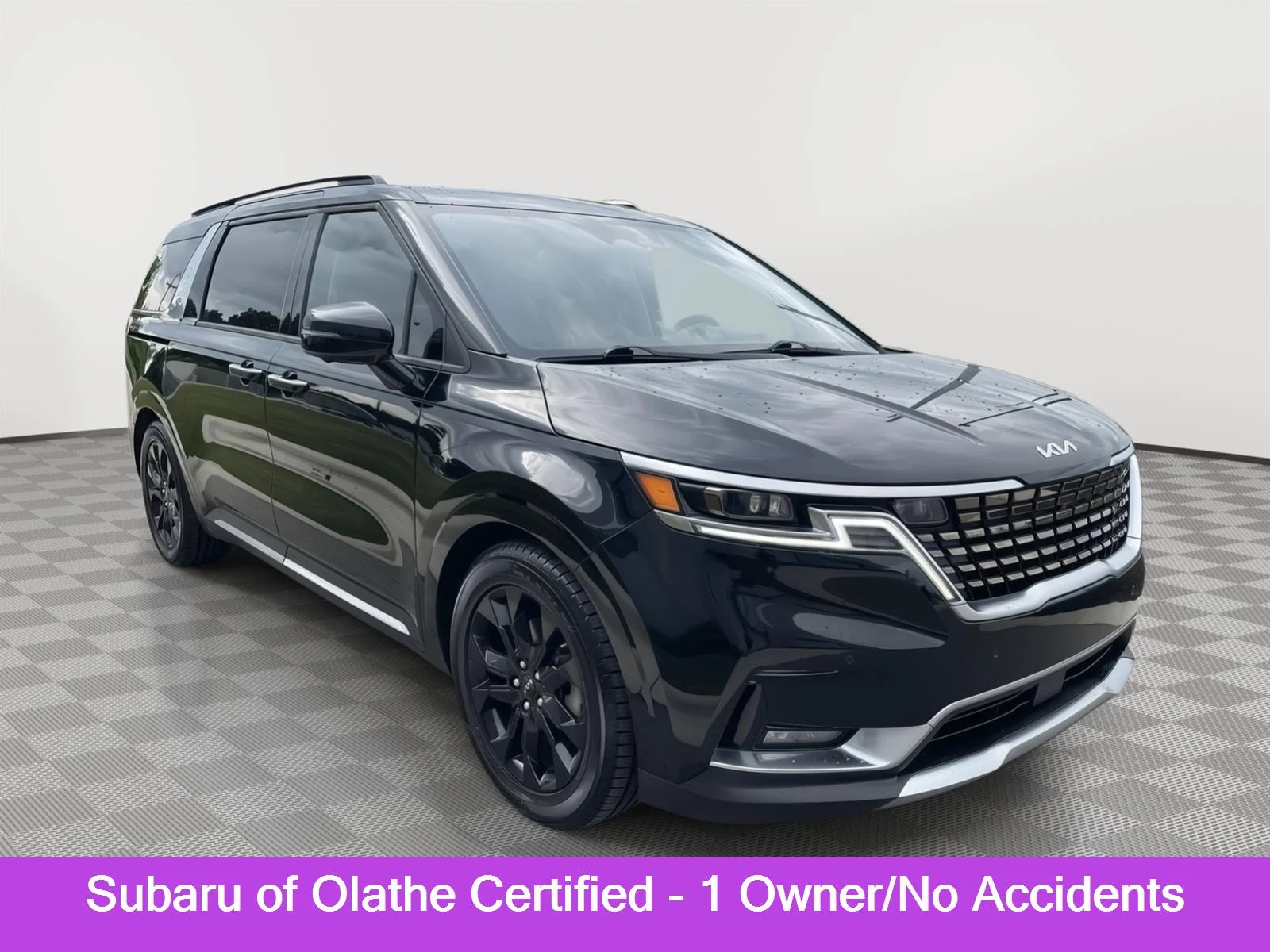 Used 2022 Aurora Black Pearl Kia SX Prestige image 1