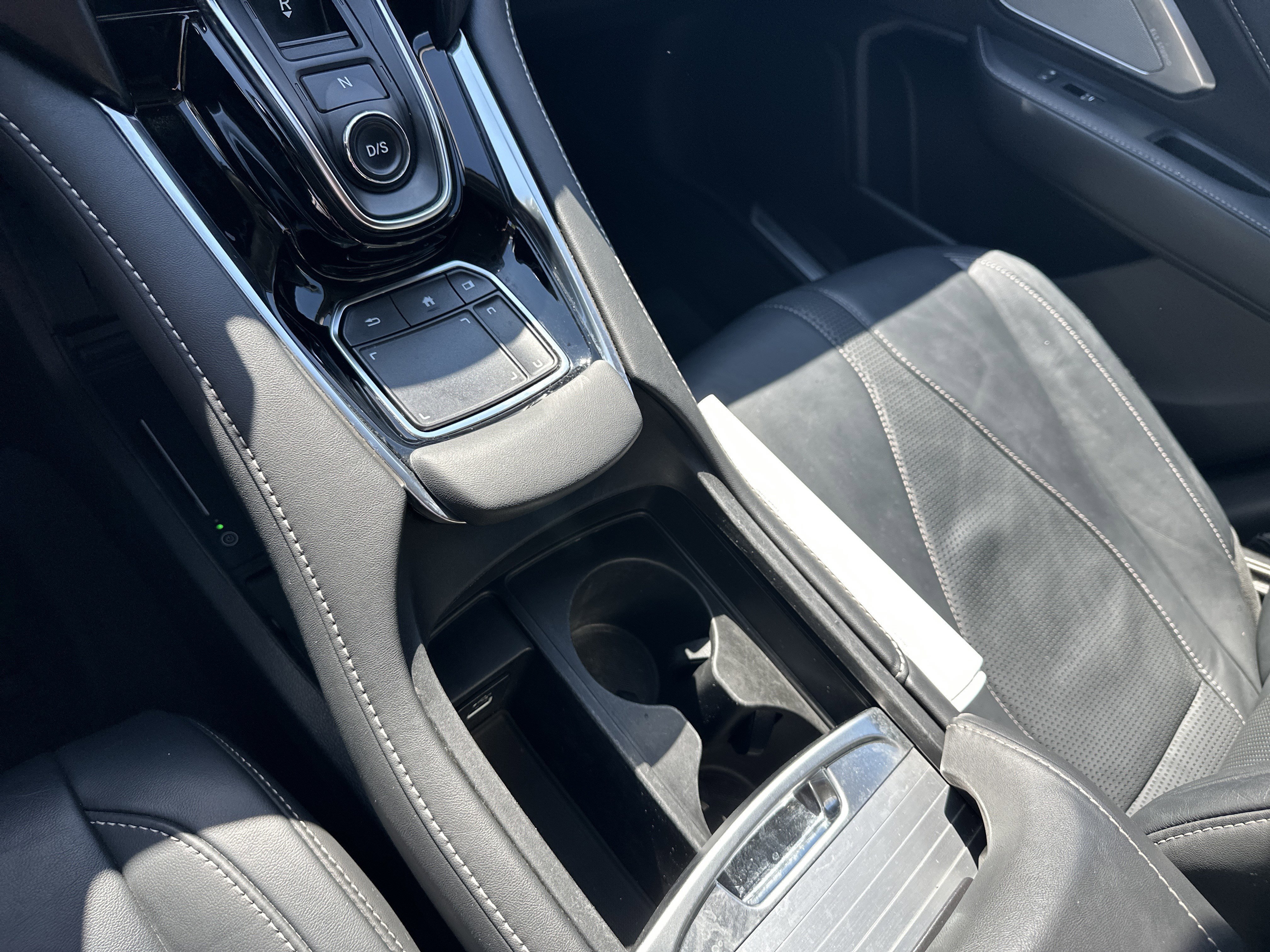 Used 2023 Majestic Black Pearl Acura w/Technology Package image 35