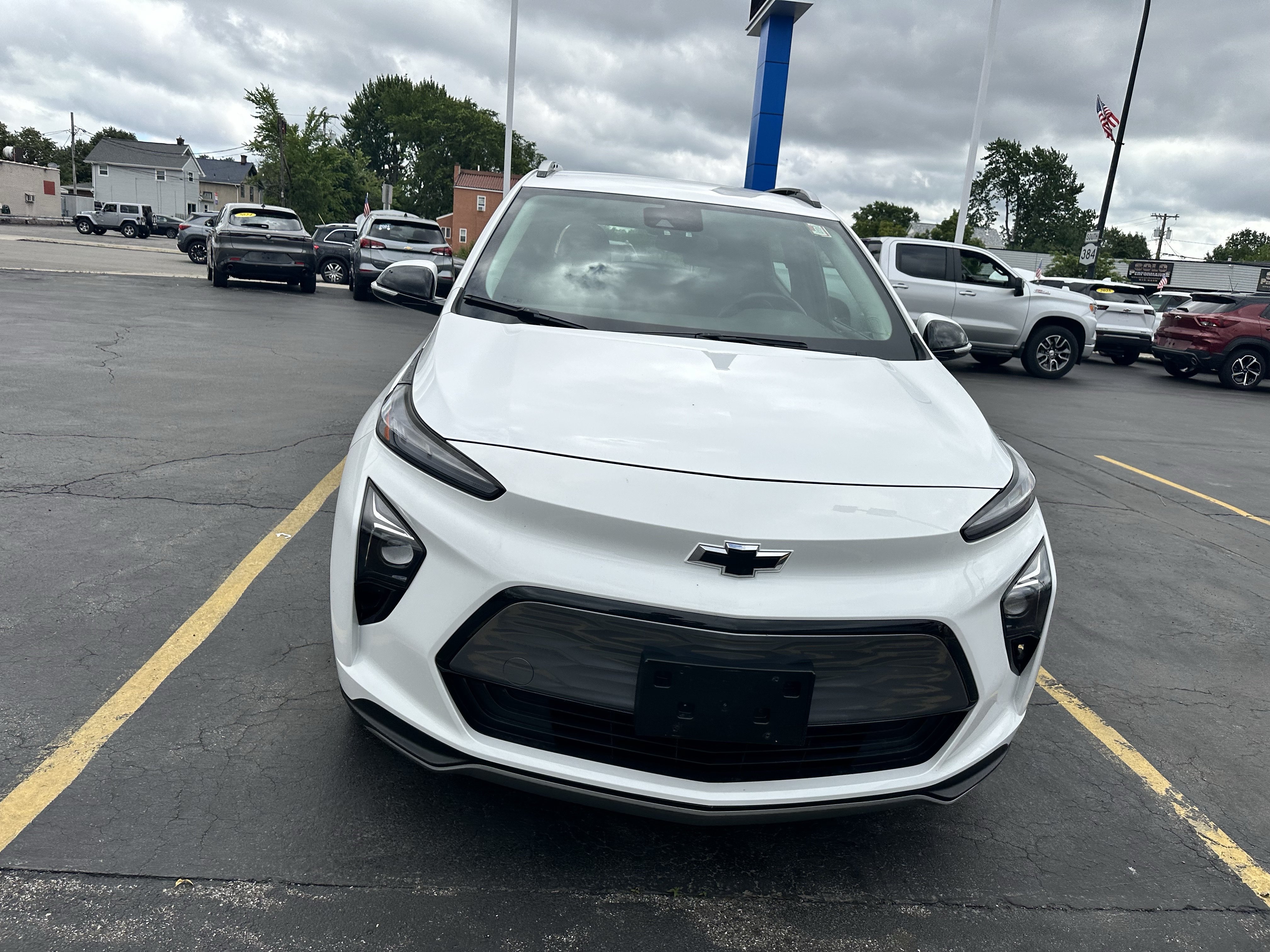Used 2023 Chevrolet Bolt EUV LT with VIN 1G1FY6S07P4208049 for sale in Kenmore, NY