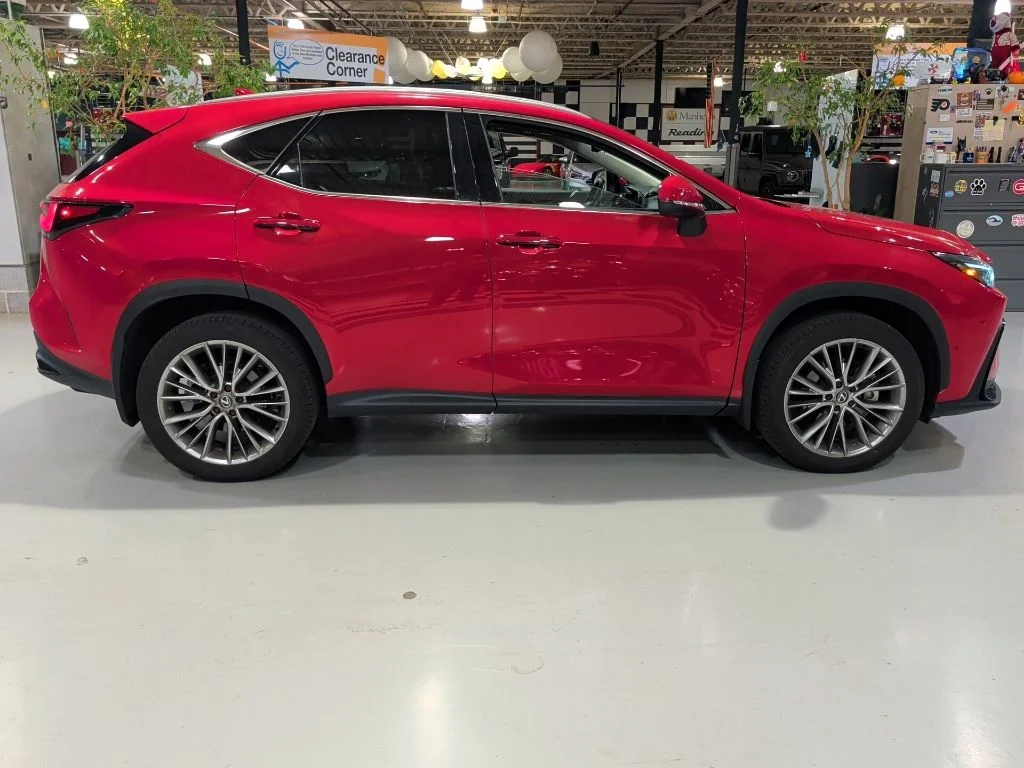 Used 2024 Red Lexus 350h Luxury image 9