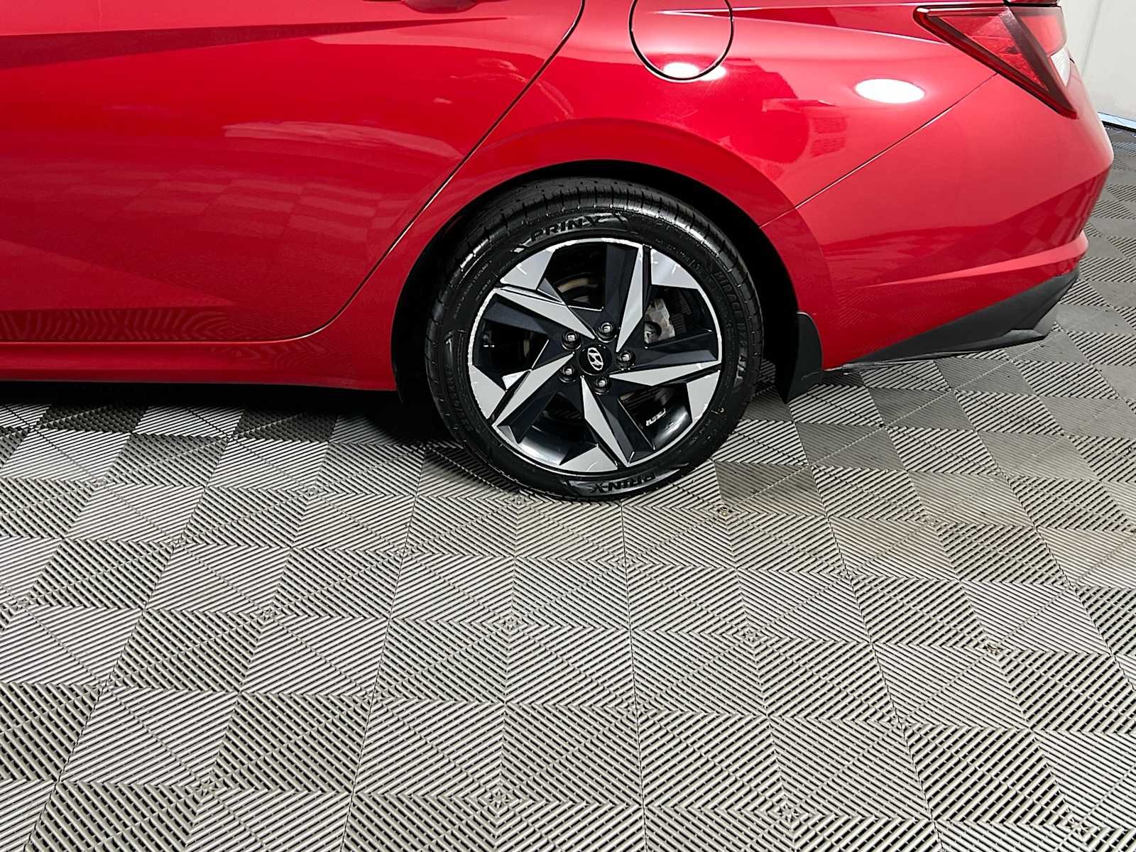 Used 2023 Scarlet Red Pearl Hyundai SEL image 31