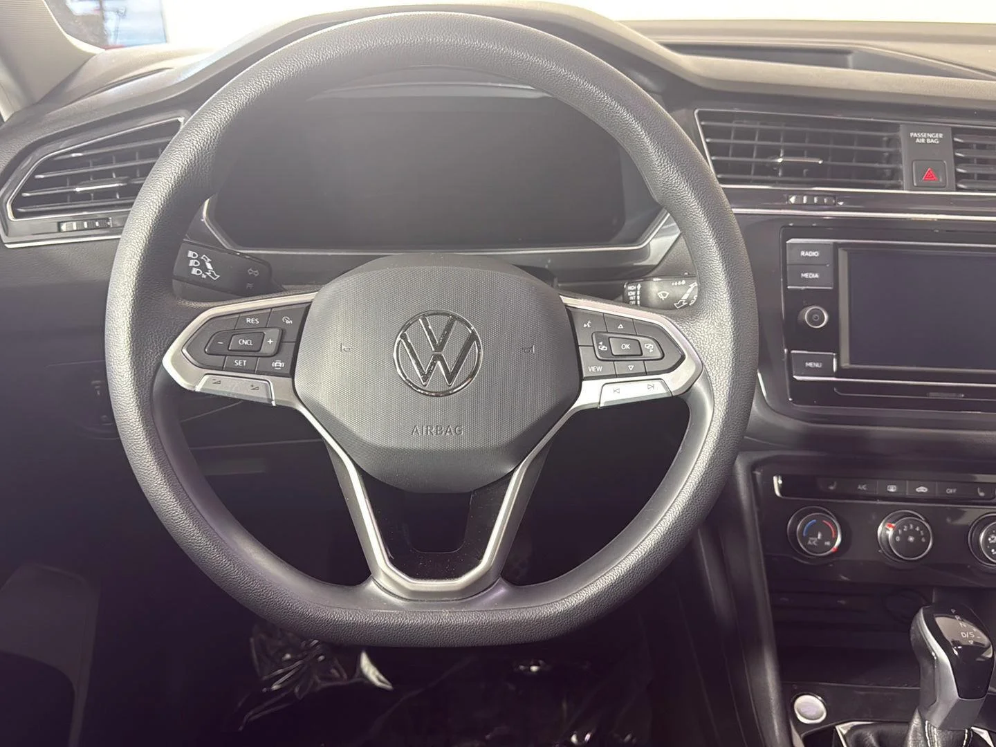 Certified Used 2023 Platinum Gray Metallic Volkswagen S image 22