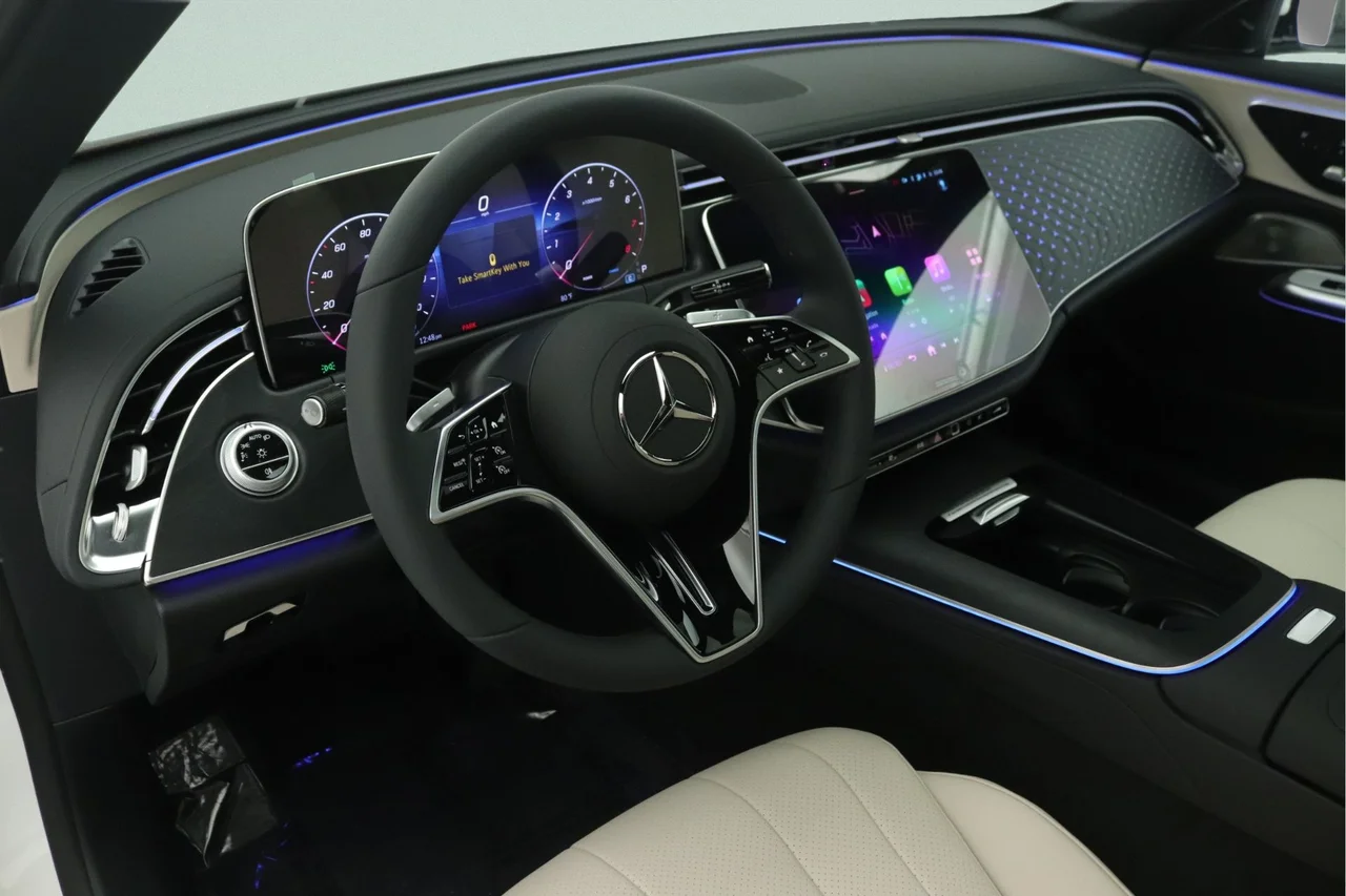 New 2026 Polar White Mercedes-Benz E 350 image 4