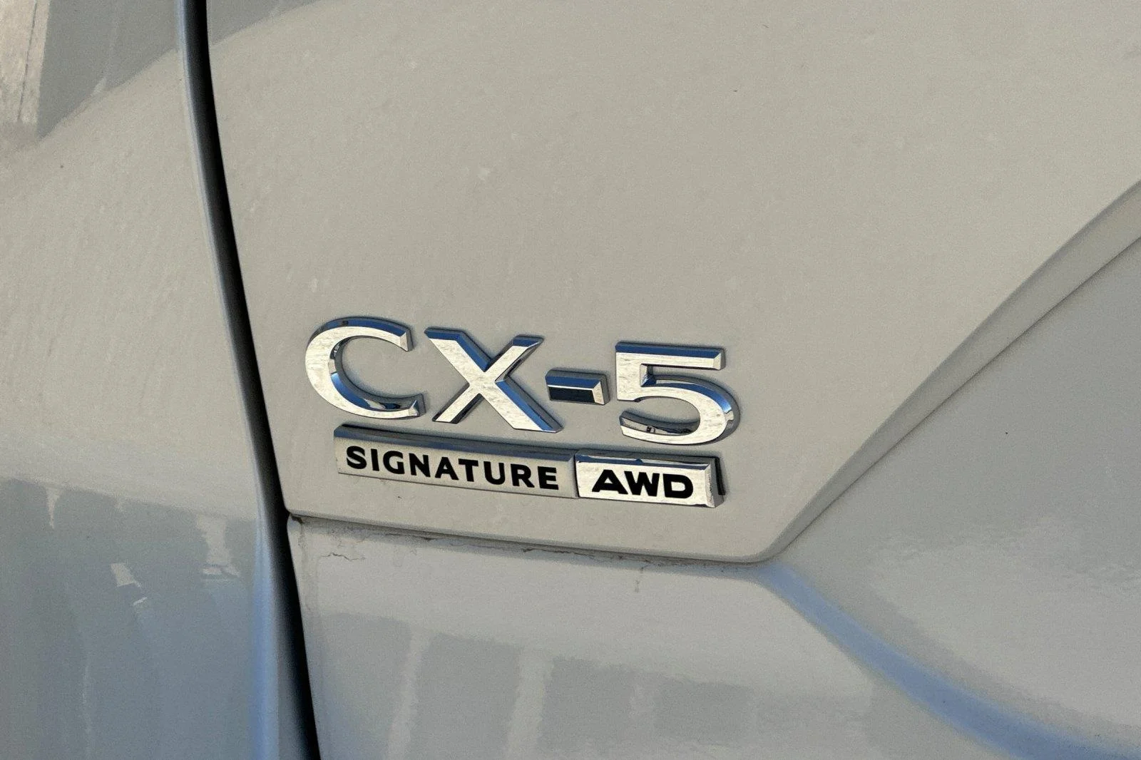 Used 2025 Rhodium White Metallic Mazda 2.5 Turbo Signature image 27