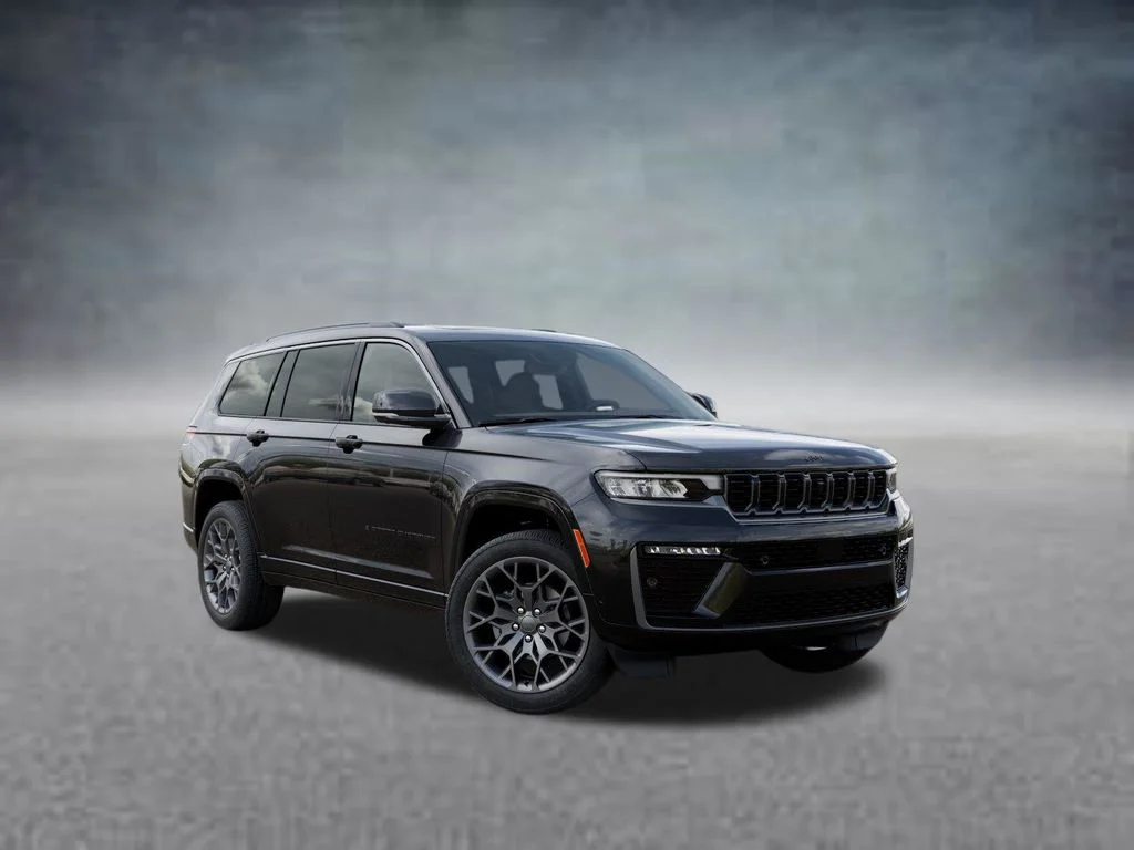 New 2026 Diamond Black Crystal Pearl-Coat Exterior Paint Jeep Summit image 5