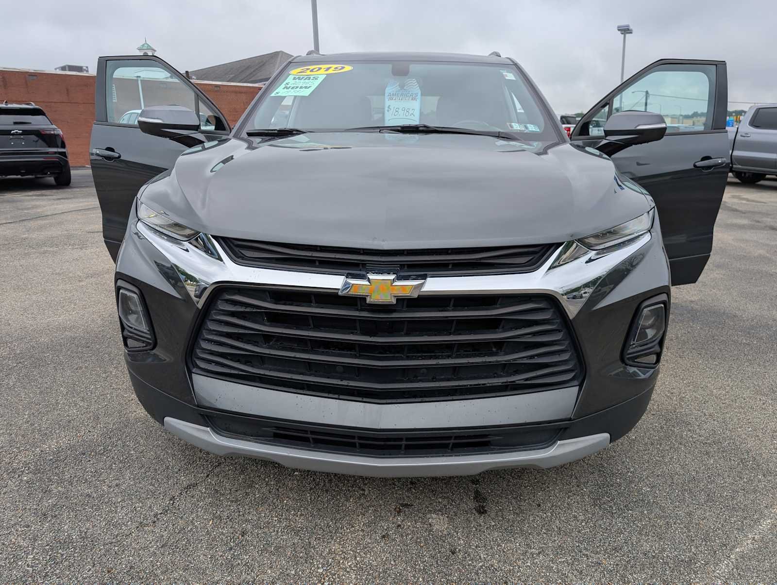 Used 2019 Nightfall Gray Metallic Chevrolet  image 15
