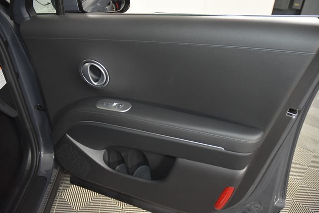 New 2026 Gray Hyundai SEL 8P image 17
