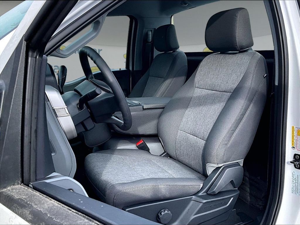 New 2026 Oxford White Ford XL image 10