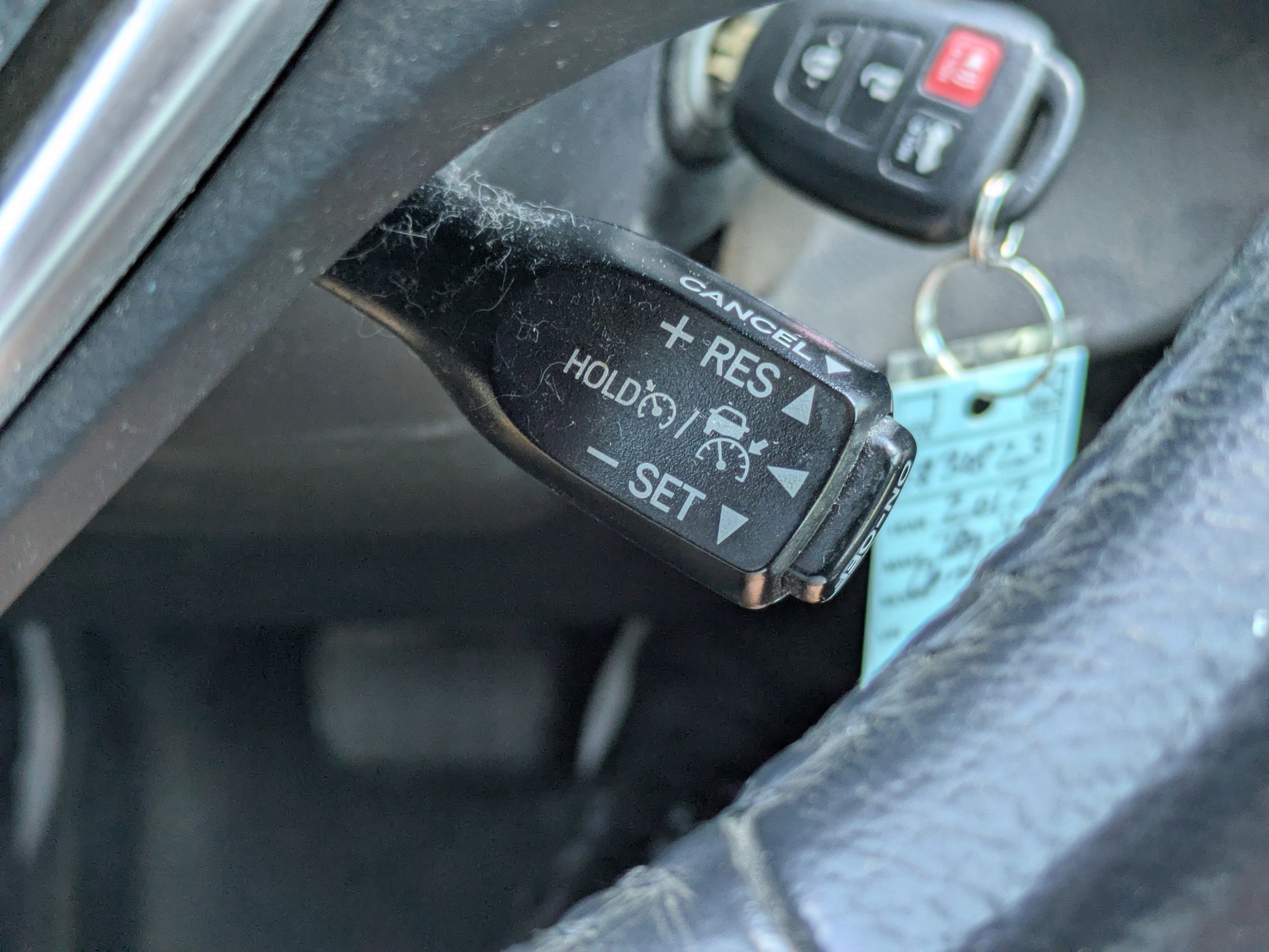 Used 2017  Toyota LE image 27